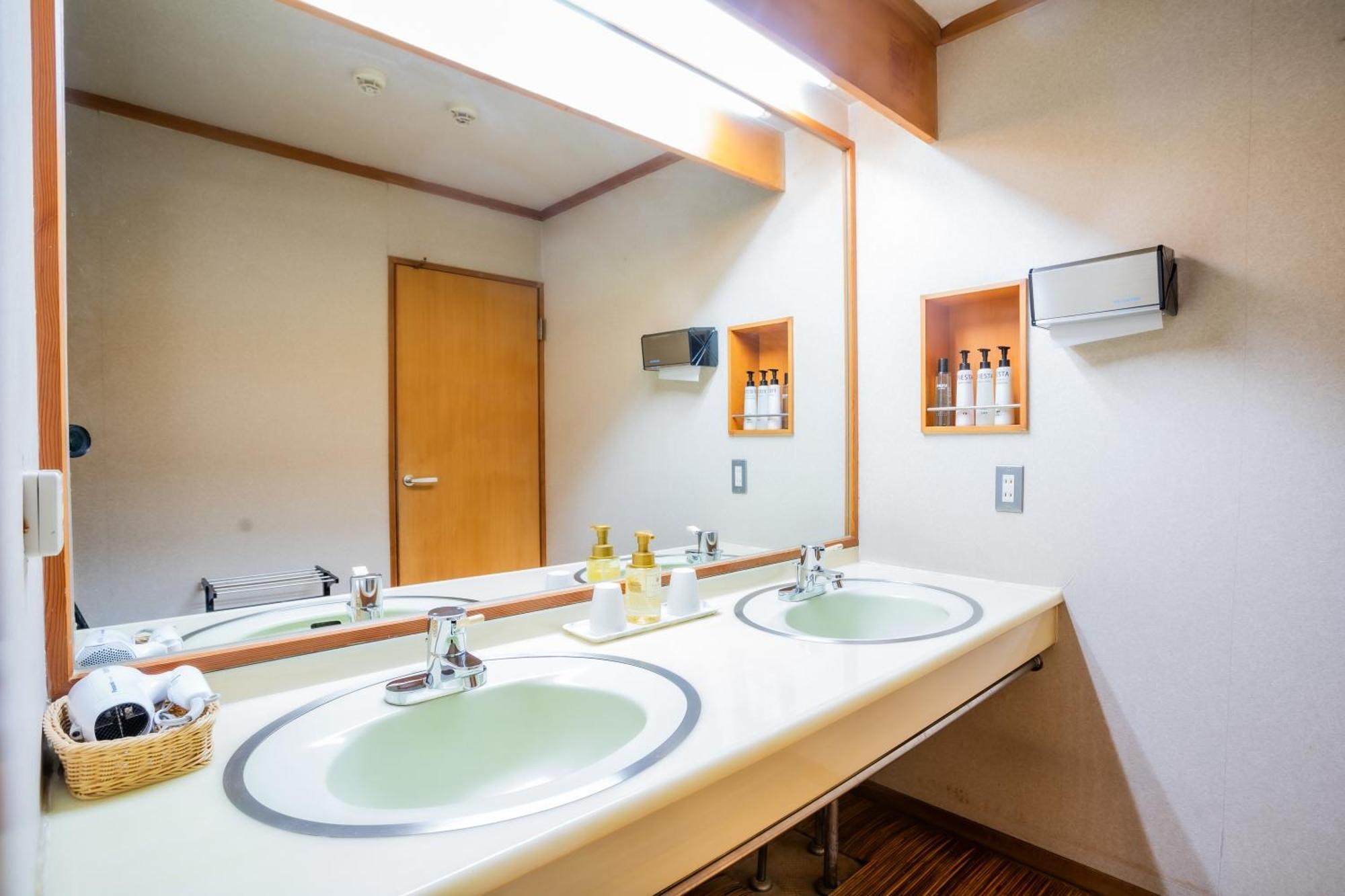Higaki Hotel Гамагори Экстерьер фото